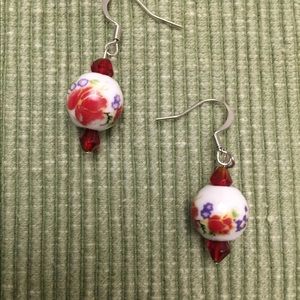 💥Flower painted bead earrings handmade 2/$8 3/$10